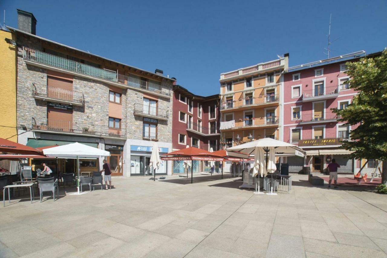 Edifici Herois Puigcerdà Eksteriør bilde